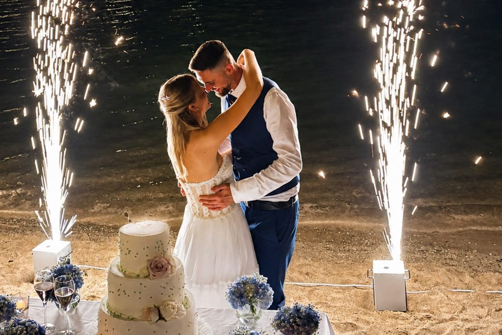 Matrimonio con DJ e Fontane di Scintille Fredde a Sestri Levante